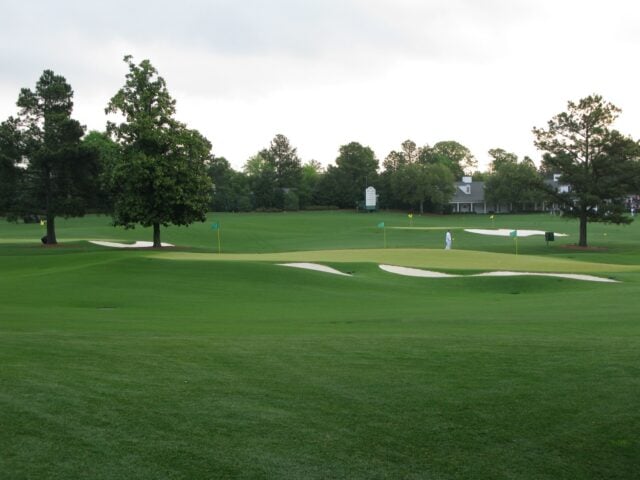 Funny story, I grew up in Augusta and never golfed until I moved away for college. Haven't played in ages, but spring is making me want to get some clubs again. 

Here's a flashback to my 2017 visit to @themasters. It was such a fun day!

Don't forget to phone home from the course as it shows up on caller id as Augusta National. 

#themasters2026 #themasters2026⛳️ #themasterstournament